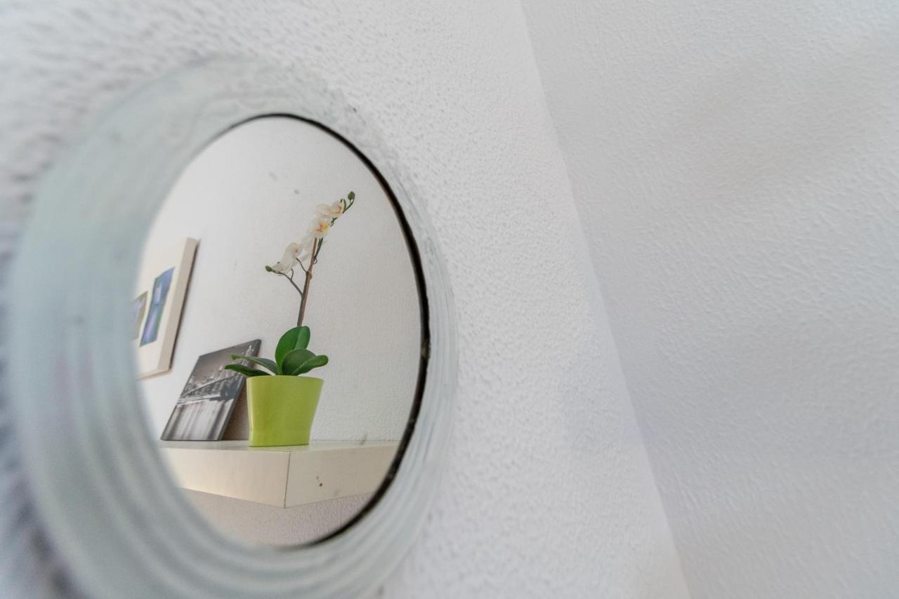 Apartamento La Perla Flamenca Cádiz Exteriör bild